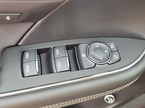 New 2025 Buick Envision Sport Touring image 12