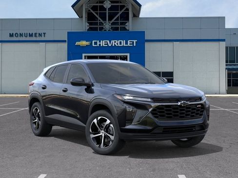 New 2026 Chevrolet Trax RS w/ Sunroof Package FWD image 7