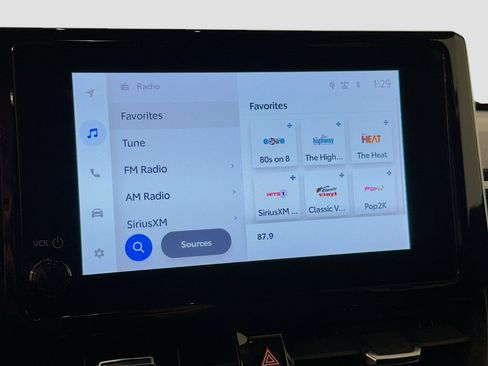 Used 2024 Toyota Corolla Cross XLE w/ Convenience Package image 21