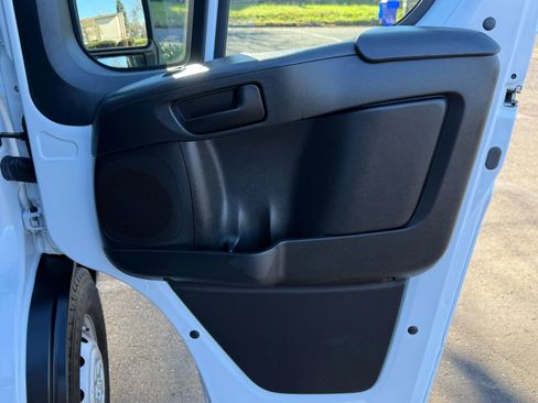 Used 2023 RAM ProMaster 2500 w/ Premium Convenience Group (B) image 17