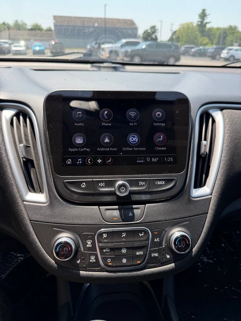 Used 2024 Chevrolet Malibu LT FWD image 14