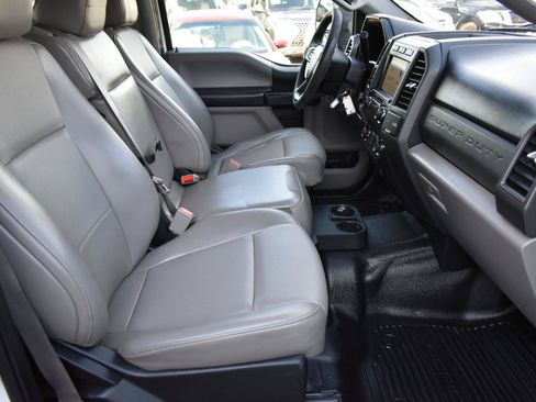 Used 2019 Ford F250 XL w/ STX Appearance Package AWD/4WD image 29