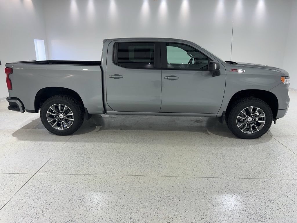 Used 2024 Chevrolet Silverado 1500 RST w/ All Star Edition Plus AWD/4WD image 6