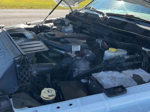 Used 2010 Dodge Ram 2500 Truck SLT image 14