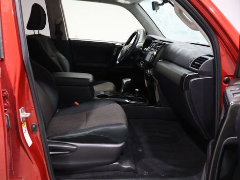 Used 2018 Toyota 4Runner TRD Off-Road image 21