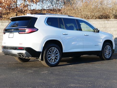 Certified 2024 GMC Acadia Denali image 9