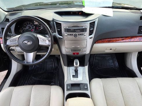 Used 2010 Subaru Outback 2.5i Limited AWD/4WD image 46