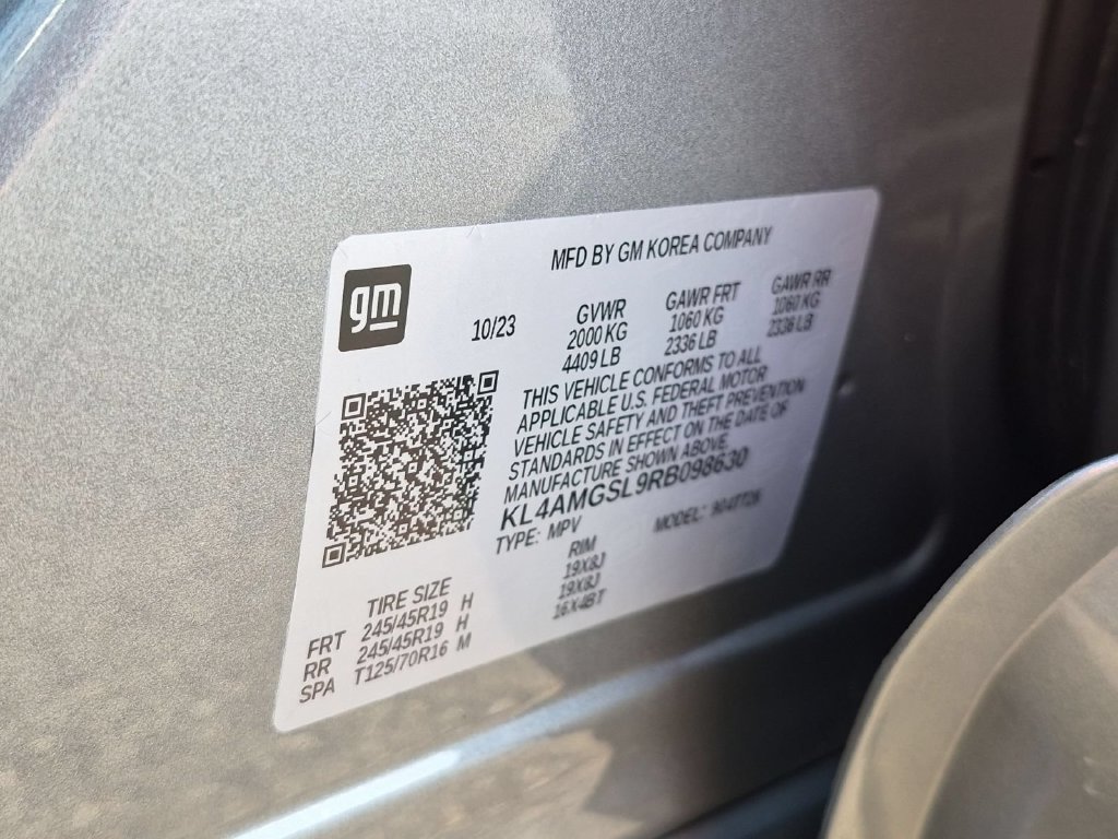 Used 2024 Buick Encore GX Avenir w/ Avenir Convenience Package AWD/4WD image 33