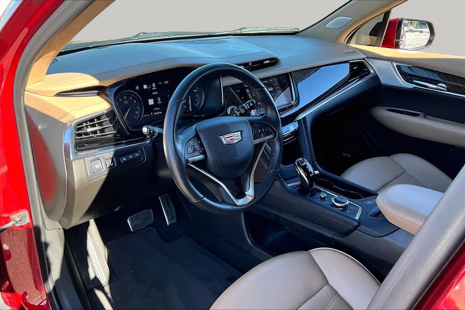 Used 2022 Cadillac XT6 Sport w/ Platinum Package AWD/4WD image 17