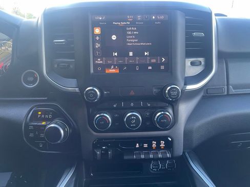 Used 2022 RAM 1500 Big Horn AWD/4WD image 13