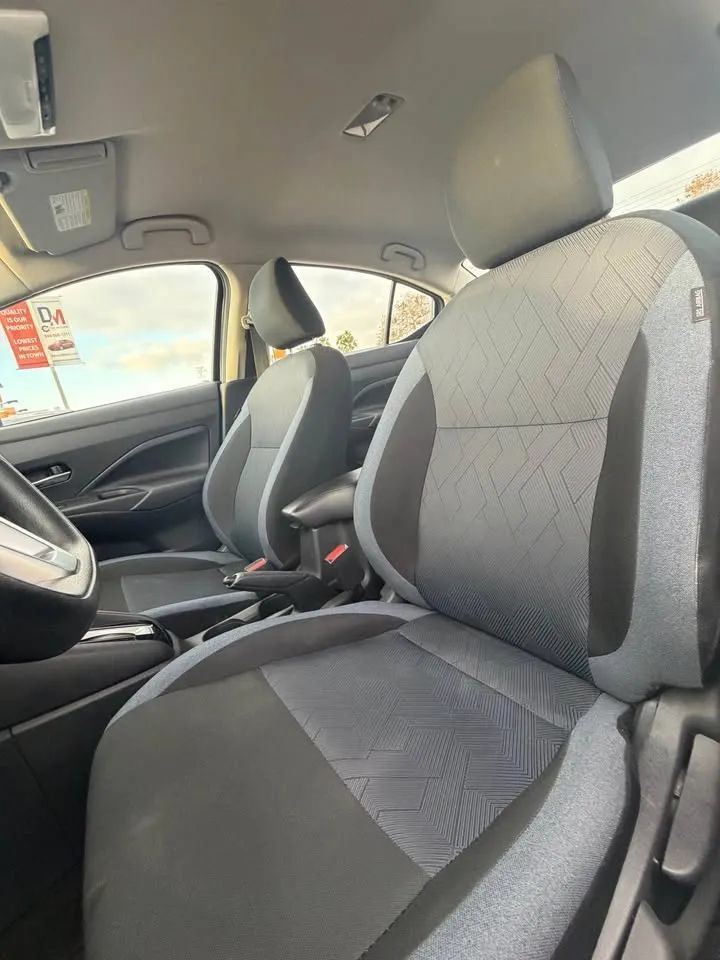 Used 2025 Nissan Versa SV w/ Trunk Package FWD image 6