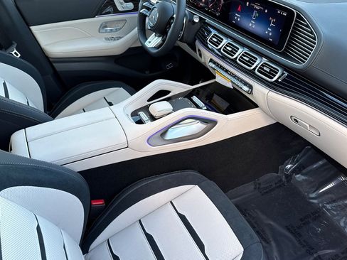 New 2026 Mercedes-Benz GLE 53 AMG 4MATIC image 18