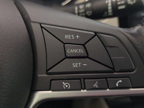 Certified 2021 Nissan Rogue Sport SV FWD image 20