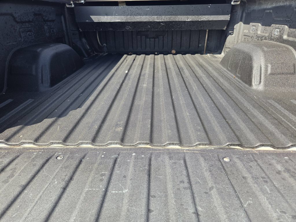 Used 2023 Chevrolet Silverado 1500 LTZ w/ LTZ Convenience Package II AWD/4WD image 27