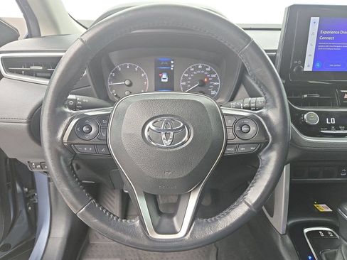 Certified 2023 Toyota Corolla Cross LE FWD image 12