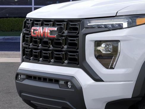 New 2026 GMC Canyon Elevation w/ Convenience Package RWD image 37