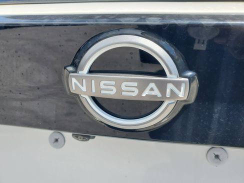New 2026 Nissan Kicks SR AWD/4WD image 9