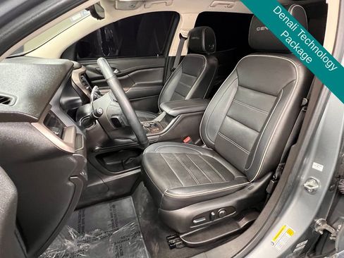 Used 2023 GMC Acadia Denali w/ Denali Ultimate Package AWD/4WD image 2