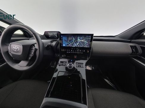 Used 2024 Toyota bZ4X XLE image 23