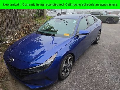 Used 2023 Hyundai Elantra SEL w/ Convenience Package