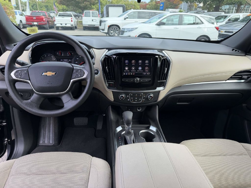 Used 2023 Chevrolet Traverse LS w/ Safety Package AWD/4WD image 21