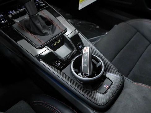New 2026 Porsche 911 GT3 image 24