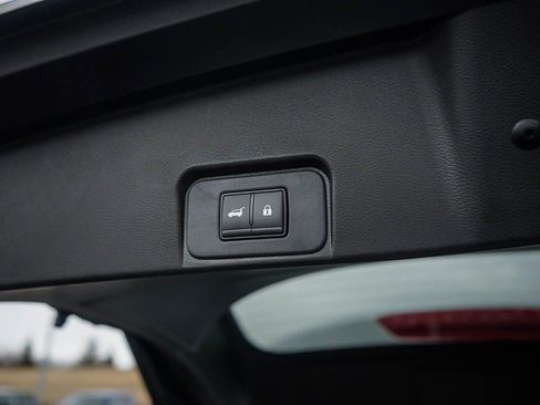 Used 2026 Nissan Rogue SV image 8