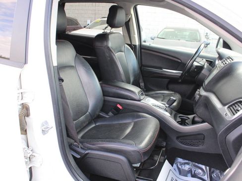 Used 2018 Dodge Journey GT image 19