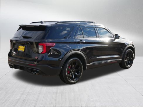 Certified 2020 Ford Explorer ST w/ ST High-Performance Pack image 7