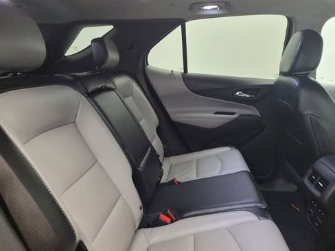 Used 2018 Chevrolet Equinox Premier image 19