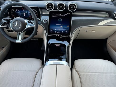 New 2026 Mercedes-Benz GLC 300 4MATIC image 13