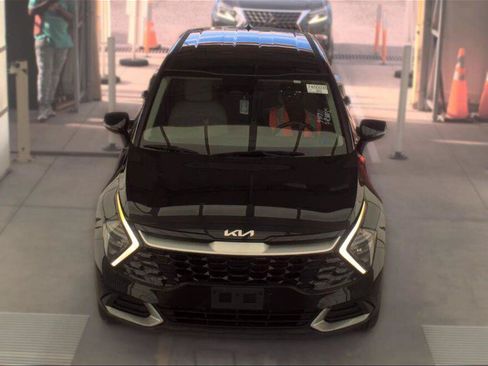 Used 2023 Kia Sportage EX FWD image 8