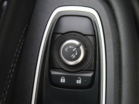 Used 2024 Subaru Outback Limited image 21