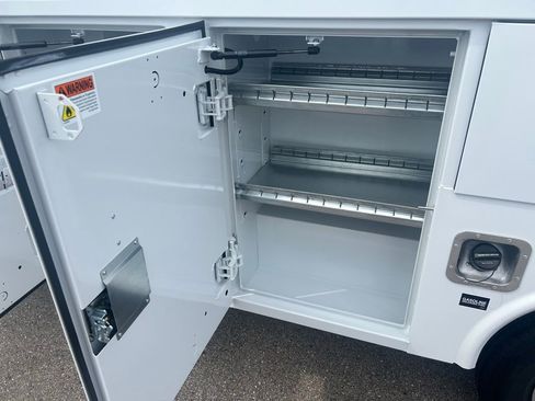 New 2025 Chevrolet Express 3500 w/ Power Convenience Package image 20