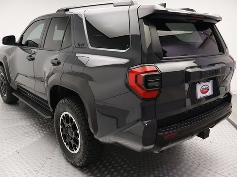Used 2025 Toyota 4Runner TRD Off-Road AWD/4WD image 11