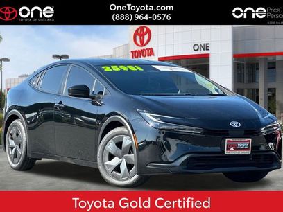 Used 2024 Toyota Prius LE