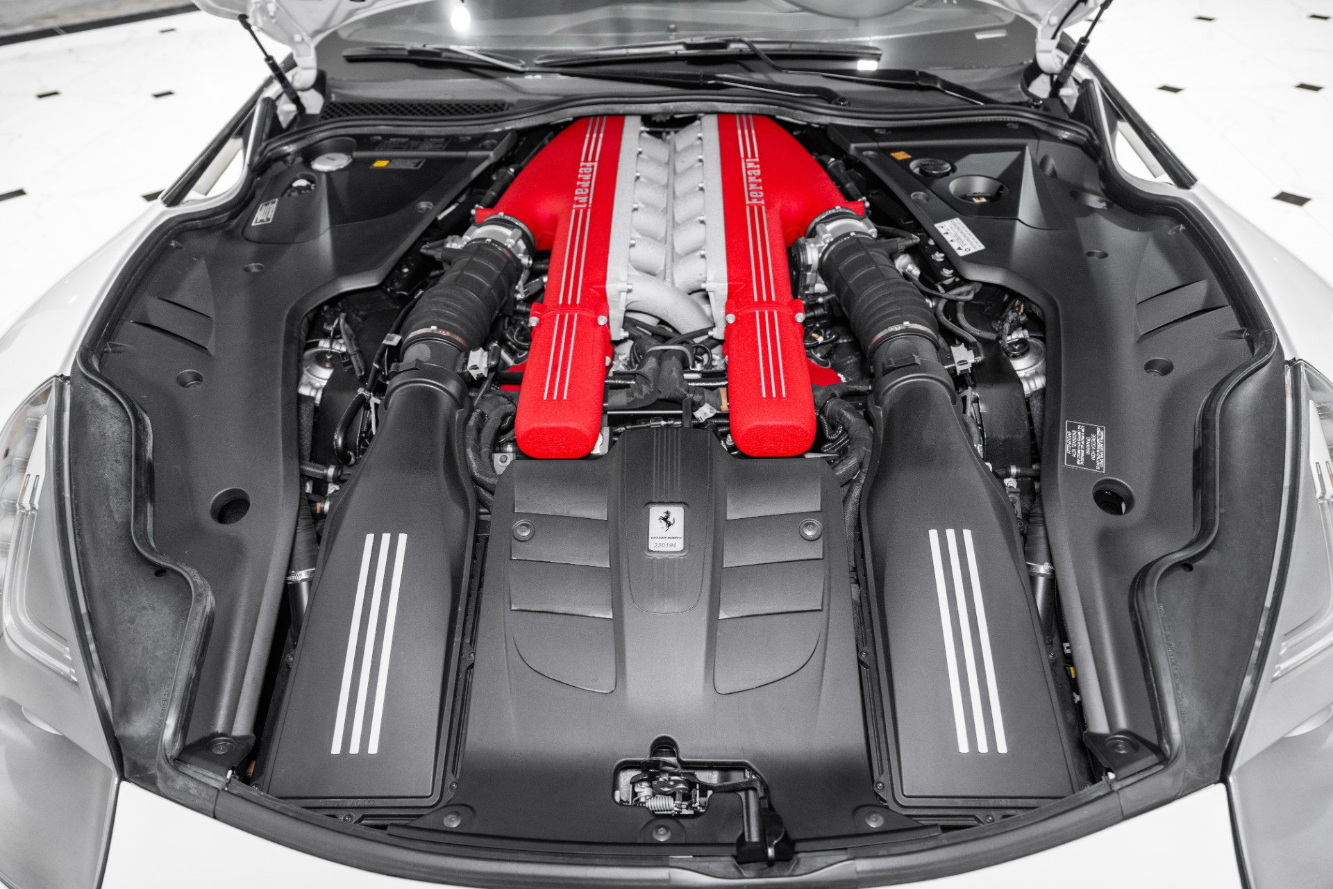 Used 2017 Ferrari F12 Berlinetta RWD image 13
