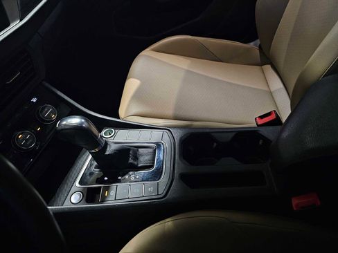 Used 2019 Volkswagen Jetta SEL image 28