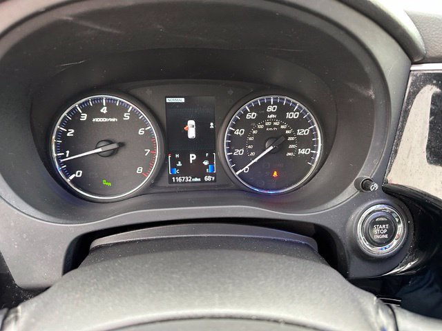 Used 2017 Mitsubishi Outlander GT AWD/4WD image 25