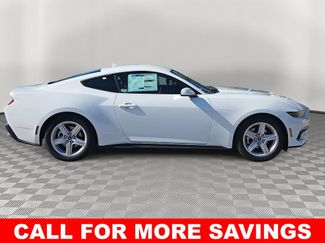 New 2026 Ford Mustang Coupe RWD video 2