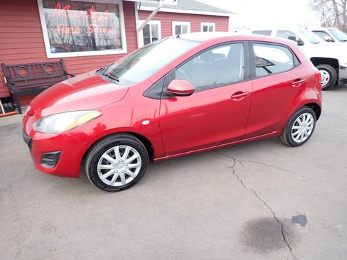 Used 2014 MAZDA MAZDA2 Sport image 3
