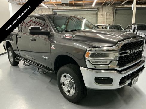 Used 2019 RAM 2500 Tradesman w/ Safety Group image 3