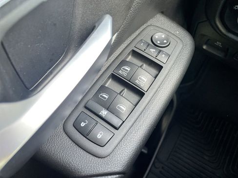 Used 2022 RAM 1500 Big Horn image 25