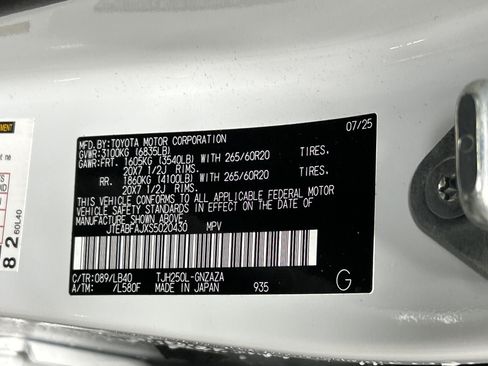 Used 2025 Toyota Land Cruiser AWD/4WD image 35