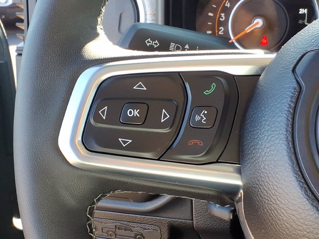 Certified 2026 Jeep Wrangler Unlimited Sahara AWD/4WD image 12
