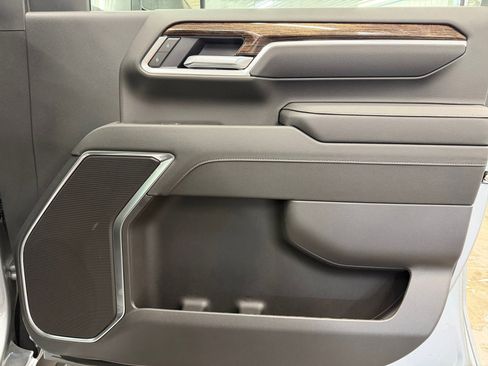 New 2026 GMC Sierra 2500 SLE AWD/4WD image 23