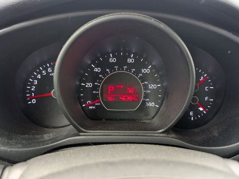 Used 2018 Kia Soul + FWD image 23