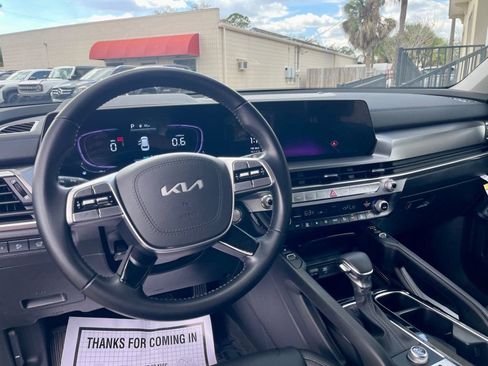 Used 2025 Kia Telluride S image 14