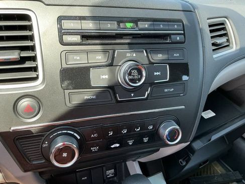 Used 2014 Honda Civic LX image 23