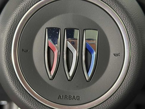 Used 2025 Buick Enclave Sport Touring w/ Power Package FWD image 26